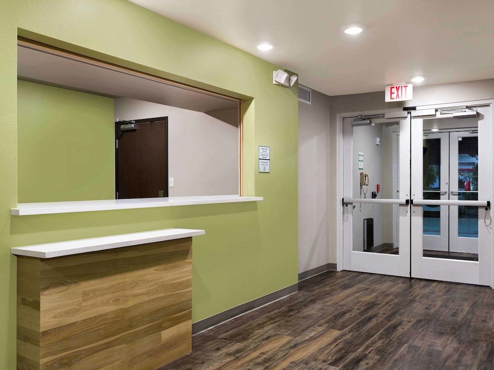 WoodSpring Suites Carol Stream - Chicago 2