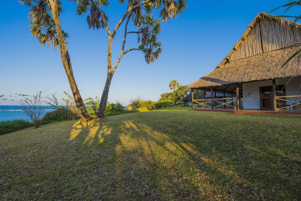 Amani Beach Resort 1