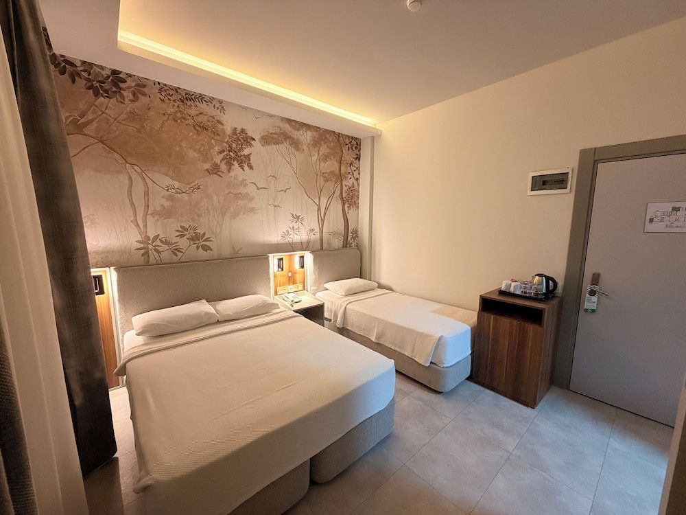 Ida Hotel 2