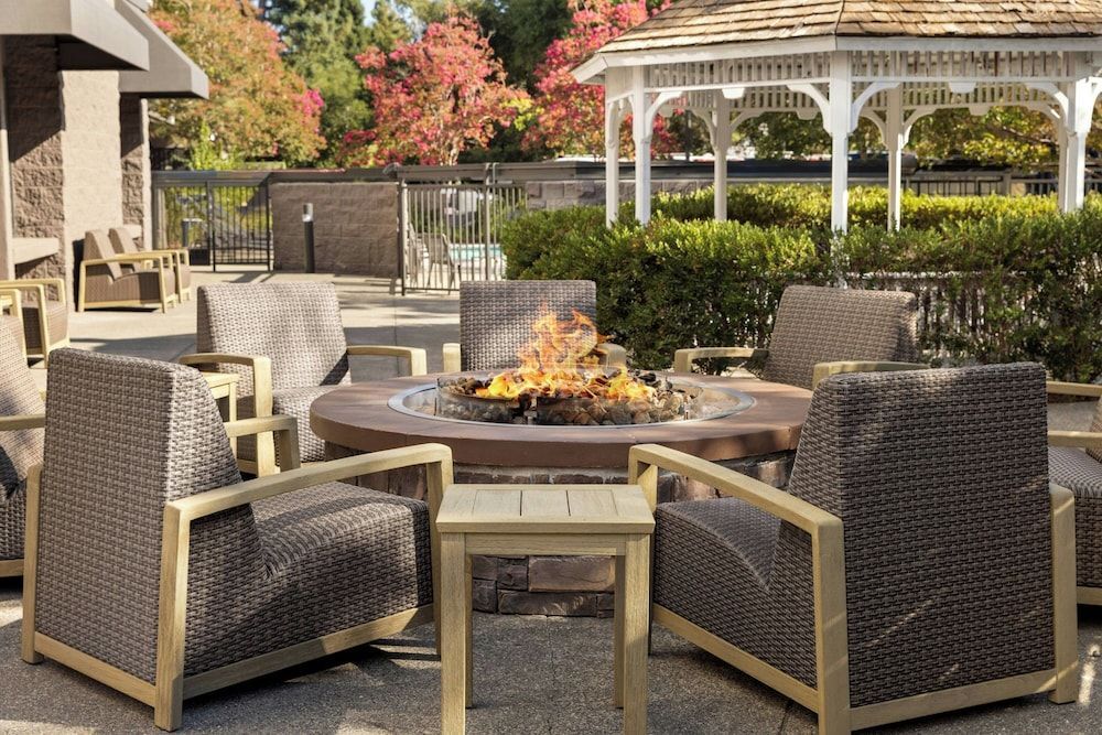Courtyard by Marriott Santa Rosa 1