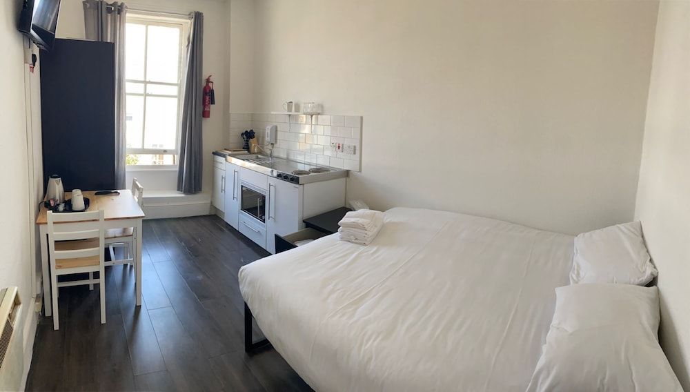 The Beverley Apartments 1