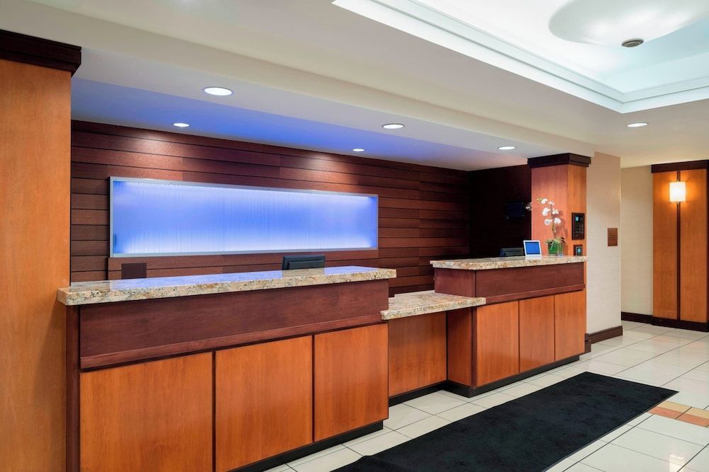 Fairfield Inn & Suites by Marriott State College 2