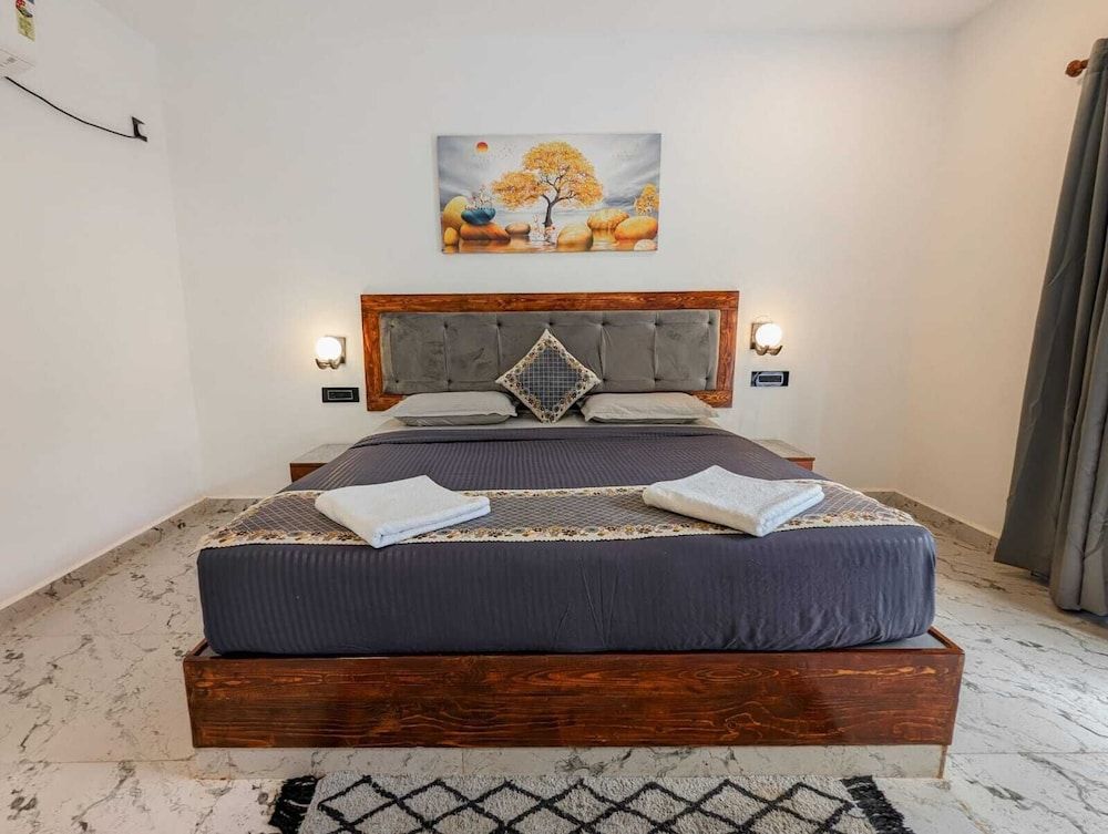 White Tree Resort 1