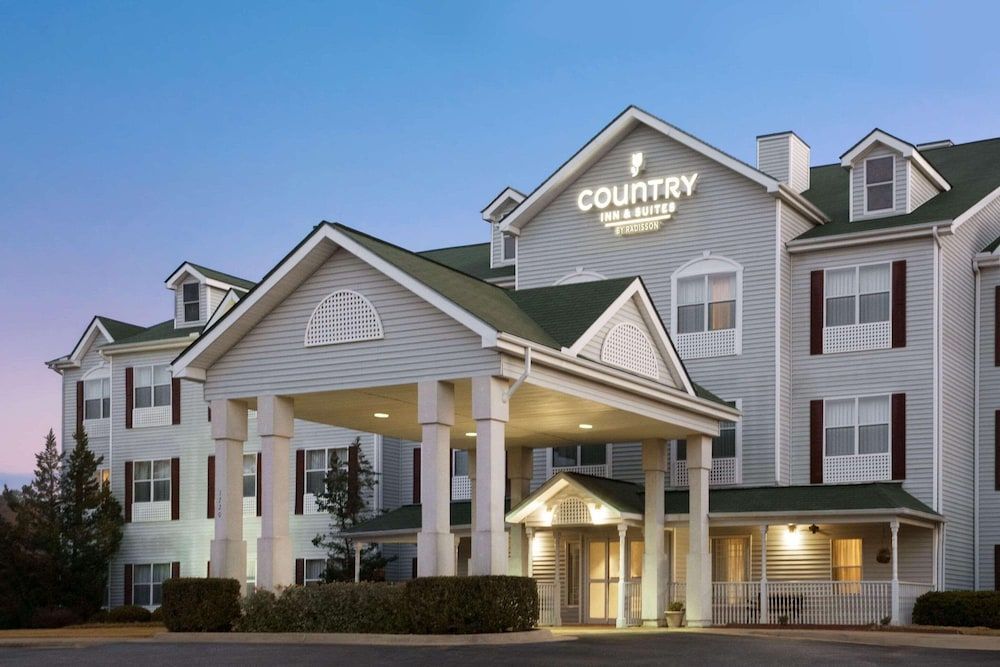 Country Inn & Suites by Radisson, Columbus, GA 1