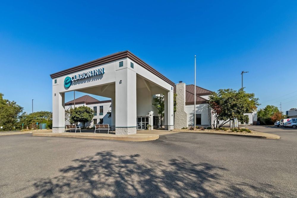 Clarion Inn Cranberry Township 1