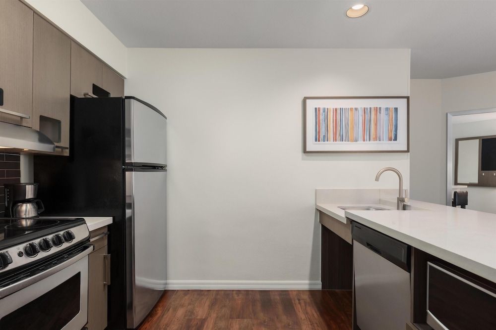 Hyatt House Cypress / Anaheim 1