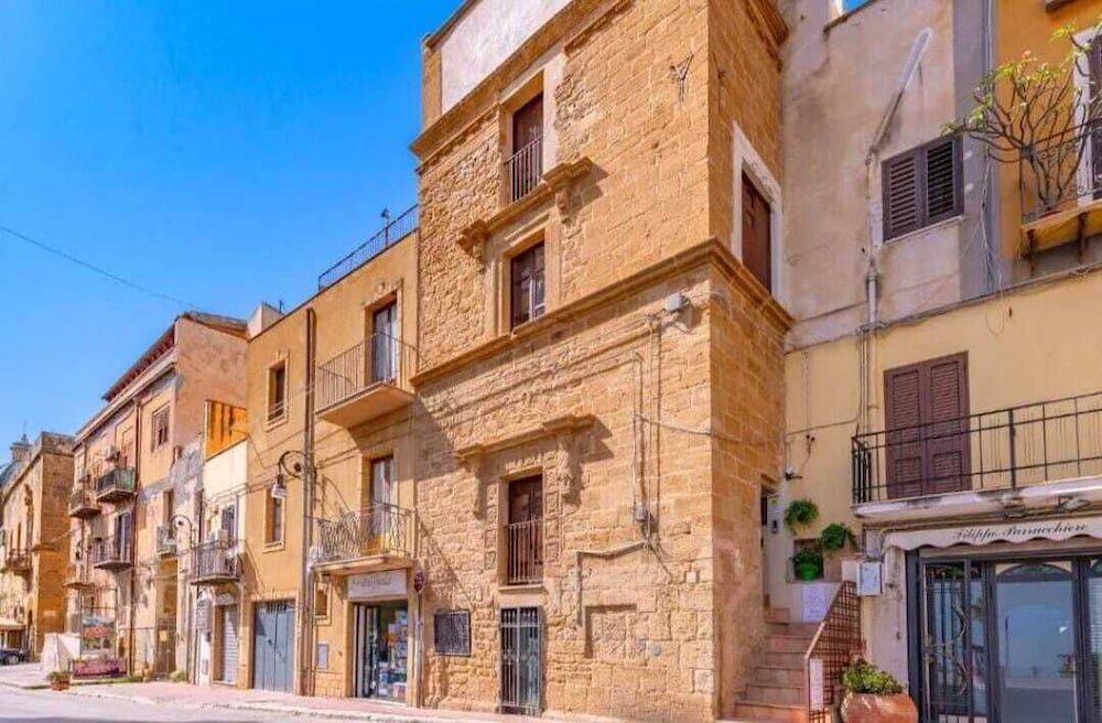 Torre del Pardo Guest House 1