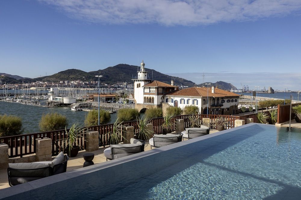 Palacio Arriluce Hotel - The Leading Hotels of the World 1