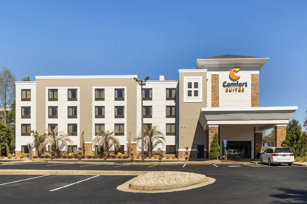 Comfort Suites Locust Grove Atlanta South 1