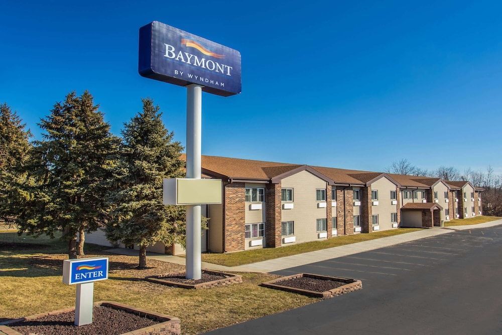 Baymont by Wyndham Joliet 1