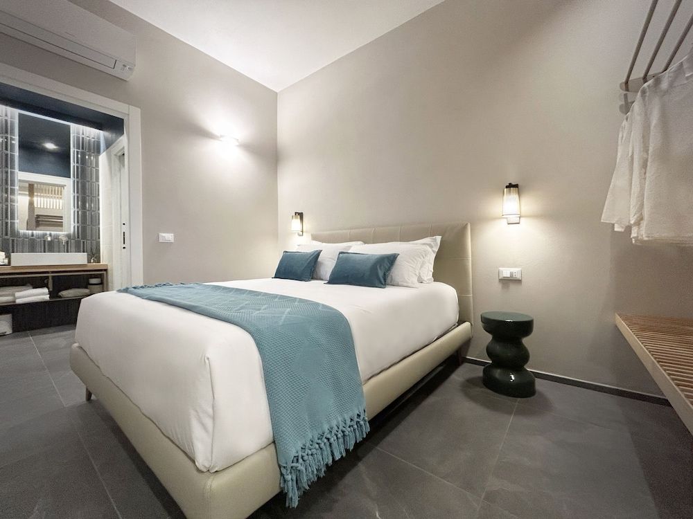 3L Luxury Rooms 1