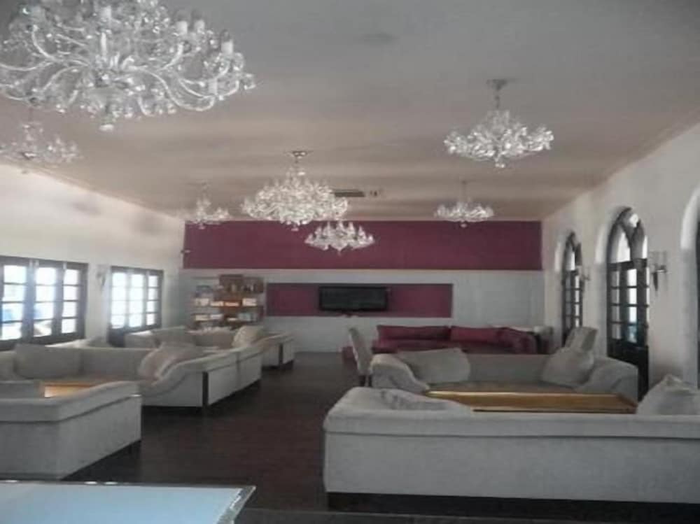 Silver Sands Hideaway Resort, Candolim 2