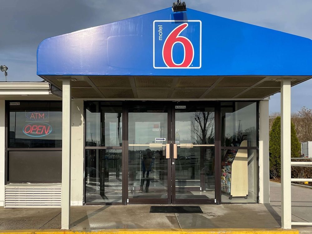 Motel 6 Hagerstown MD 1