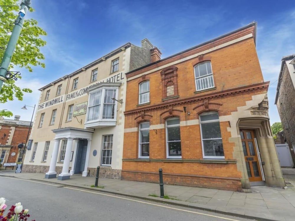 The Windmill Hotel - Alford 1