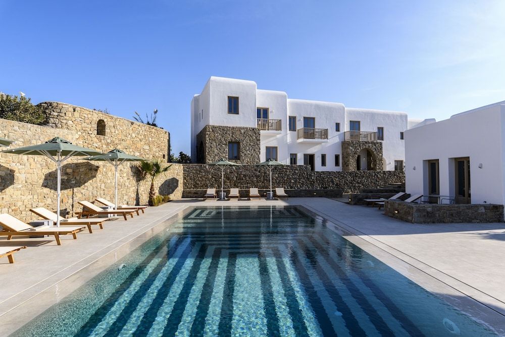 Camarades Mykonos 1