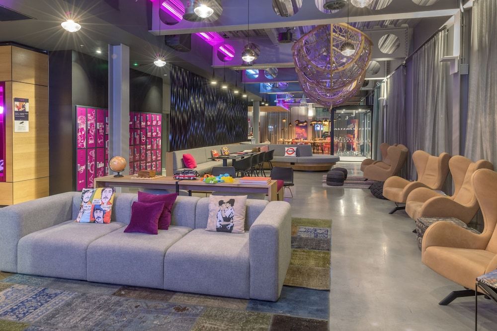 Moxy London Excel 2
