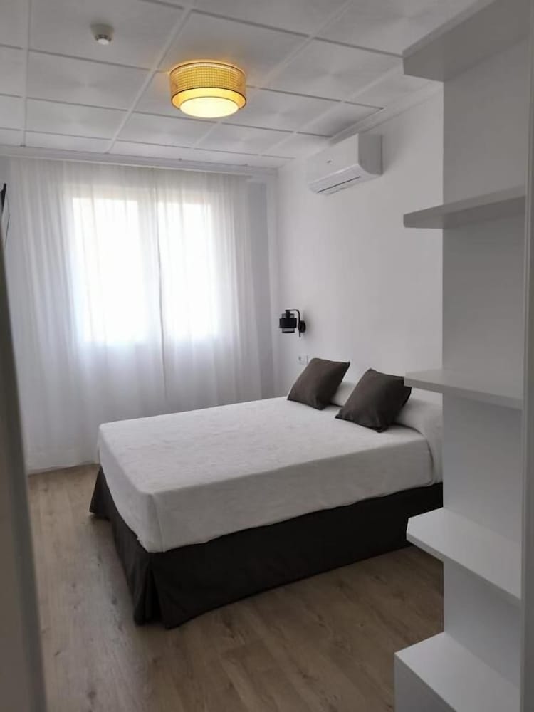 Apartamentos Avenida Tropical by Bossh 1
