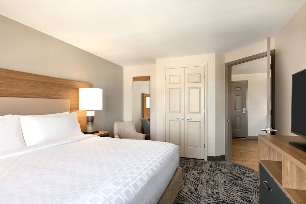 Candlewood Suites ASHEVILLE DOWNTOWN by IHG 2