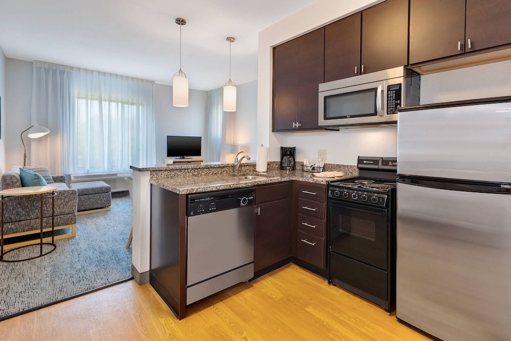 TownePlace Suites by Marriott Nashville Airport 1