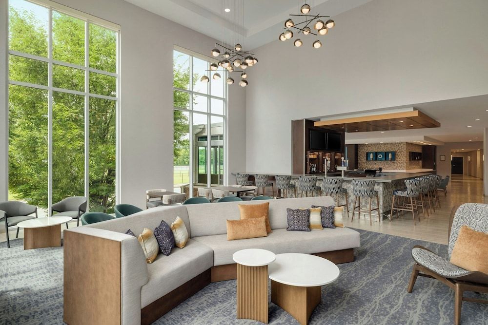 SpringHill Suites by Marriott Roanoke 2