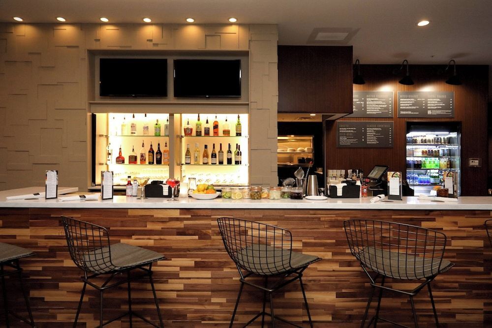 Courtyard by Marriott Southington 1