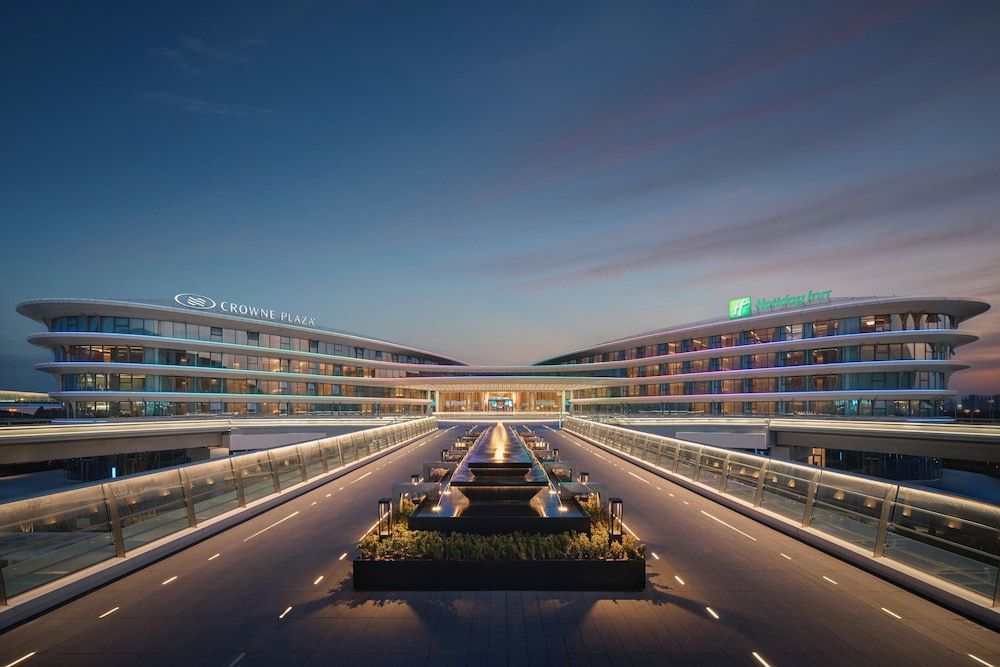 Holiday Inn Wuhan Tianhe Airport by IHG 1