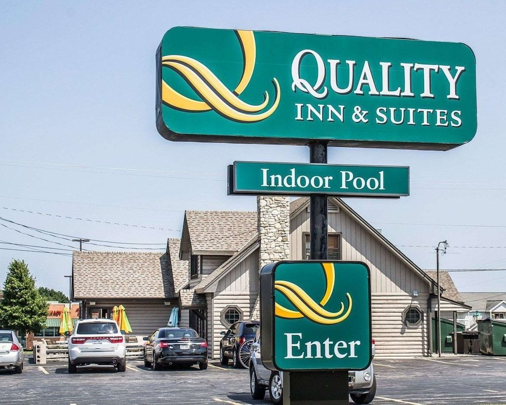 Quality Inn & Suites Sturgeon Bay 1