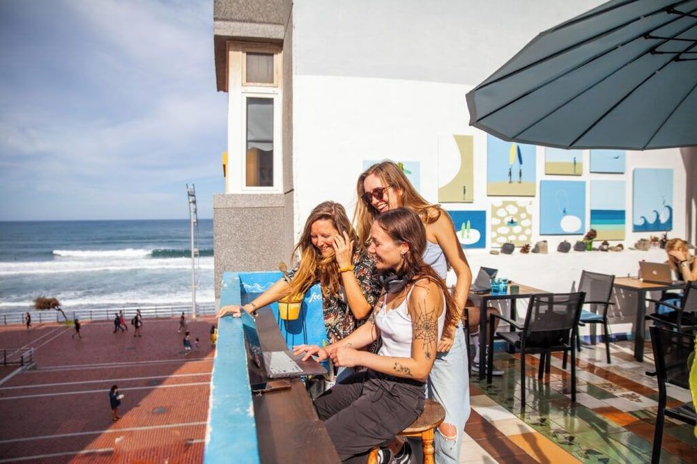 La Ventana Azul Surf Hostel 1