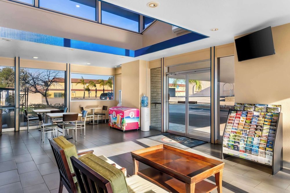 Americas Best Value Inn Vacaville 2
