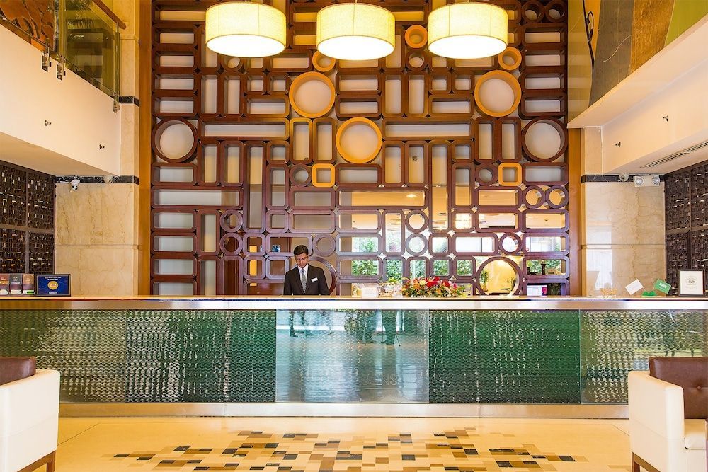 Six Seasons Hotel 1