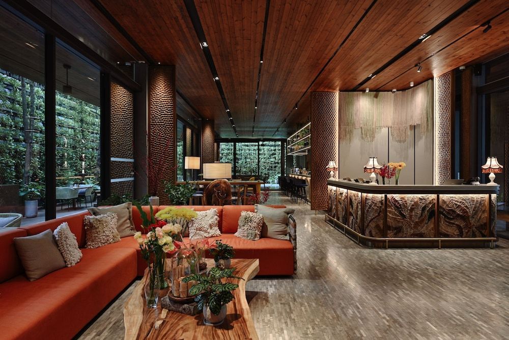 Ad Lib Hotel Bangkok 2