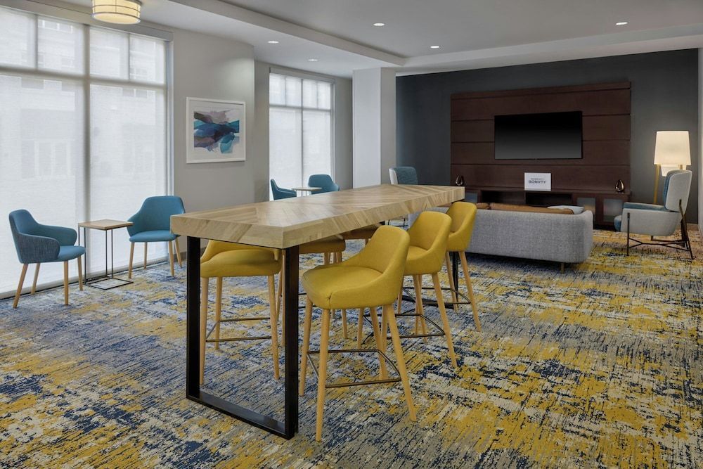 TownePlace Suites by Marriott Lawrence Downtown 2