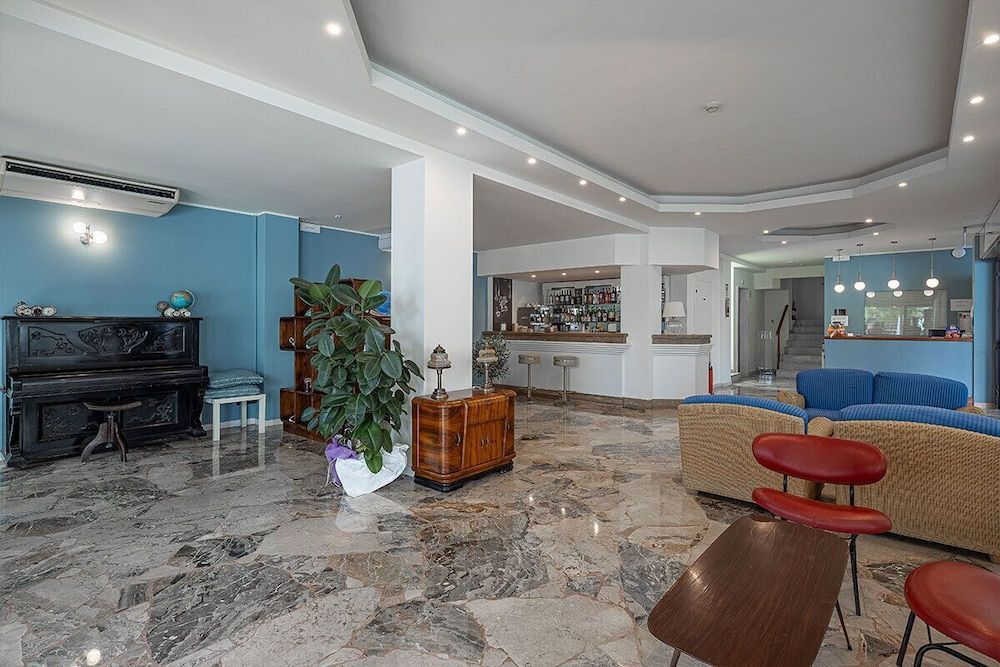 Hotel Avana Fronte Mare 2