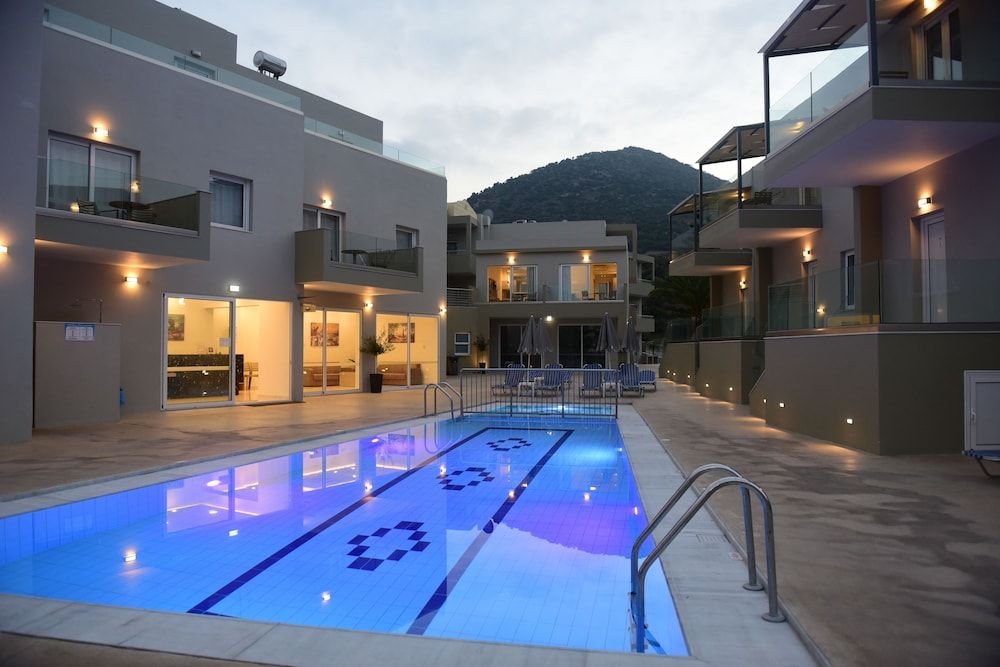 Blue Horizon Apartments 1
