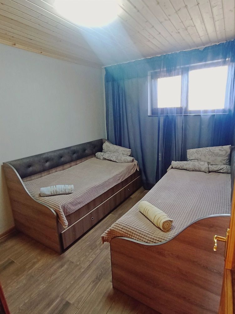 Amrakits Canyon Guesthouse 2
