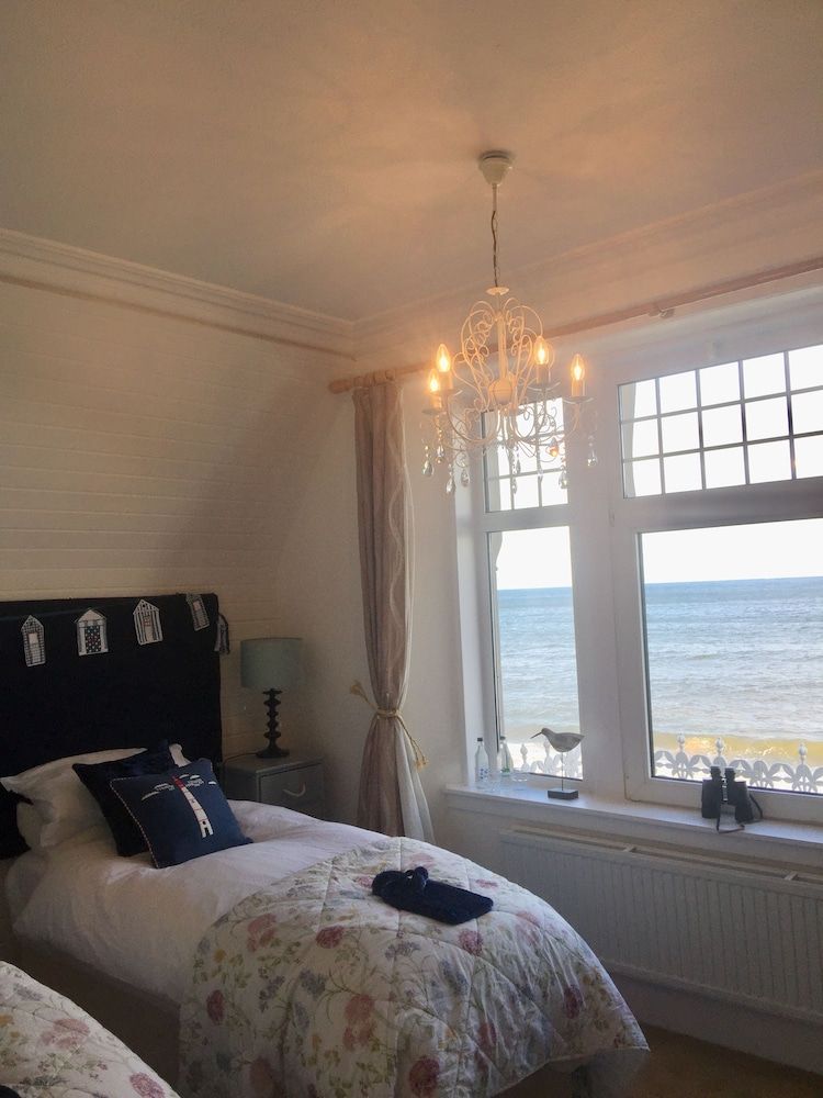 Tigh Na Mara Guest House Rosemarkie- breakfast optional 2