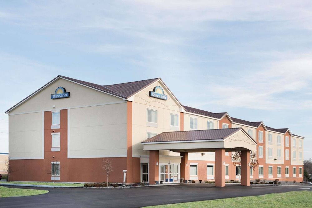 Days Inn by Wyndham Watertown Fort Drum 1