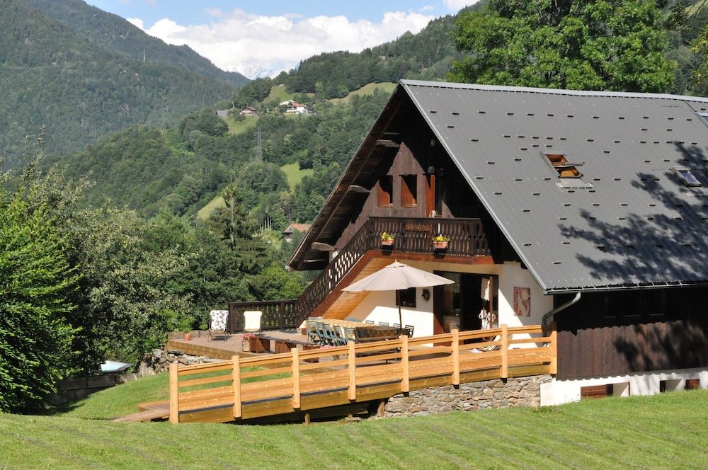 La Grange Aux Loups 1