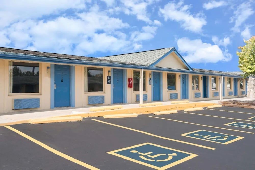 Hilliard Motor Lodge 1