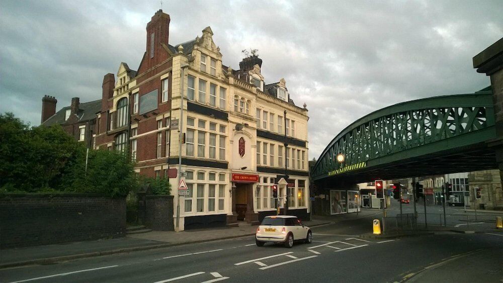 The Crown Hotel 1