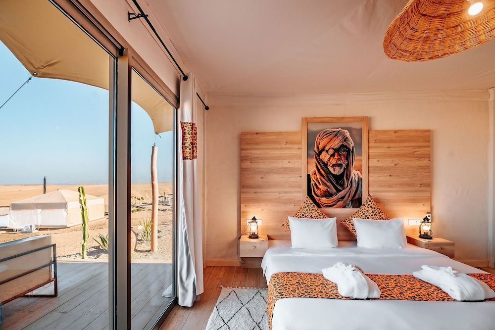 Inara Camp - Restaurant - Desert activities - Heated pools 2
