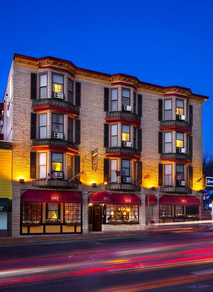 Inn at St John Portland In-Town 1