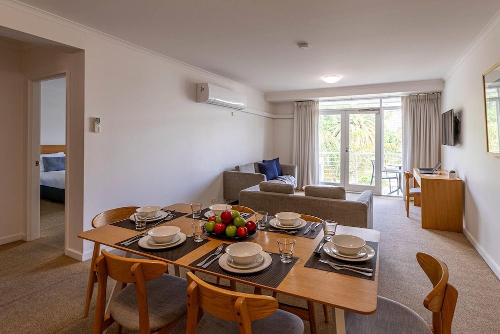 MainStay Suites Williamstown 1