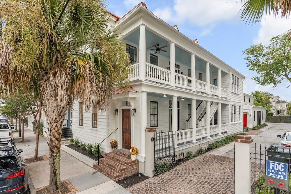 The Palmetto House 1