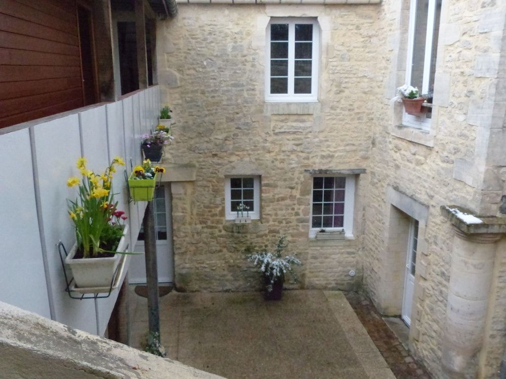 Chambre d'hôtes Logis de Saint Jean 1