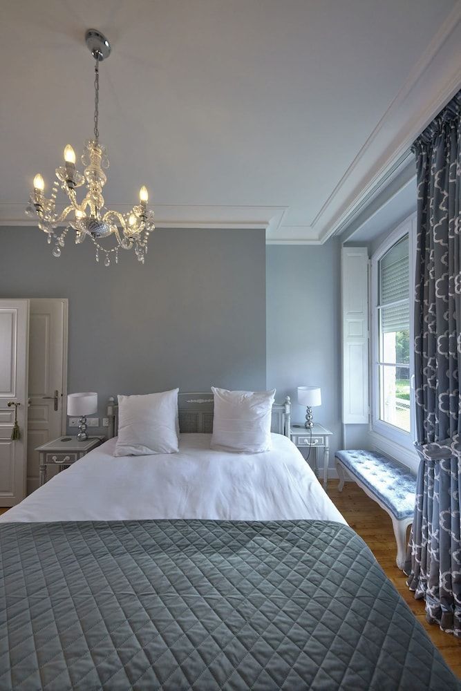 Chateau Vary 2