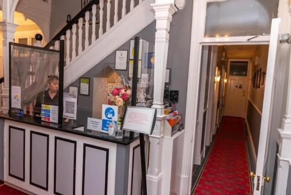 The Quorn Lodge Hotel 2