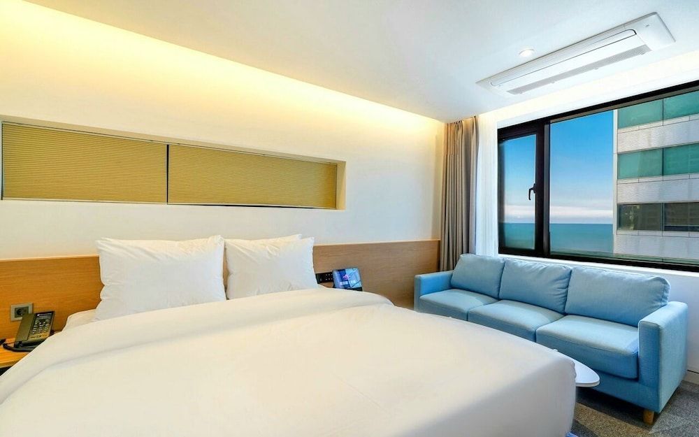 Haeundae The Van Hotel 2