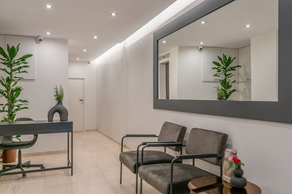 The Artisan Suites 2