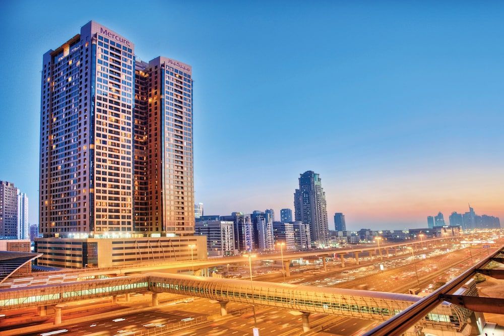 Mercure Dubai Barsha Heights Hotel Suites And Apartments 1
